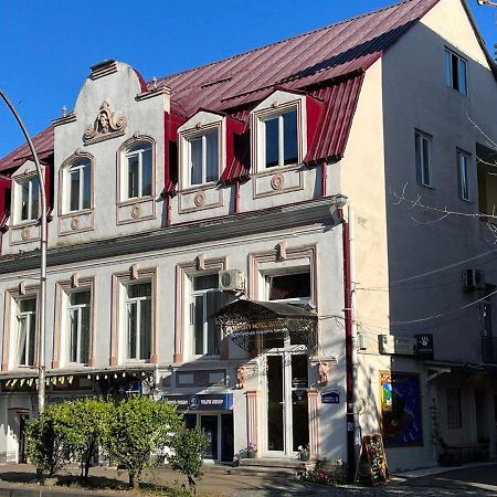 Old Clty Hotel باتومي المظهر الخارجي الصورة