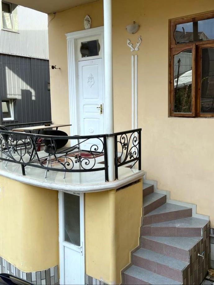 Old Clty Hotel باتومي المظهر الخارجي الصورة