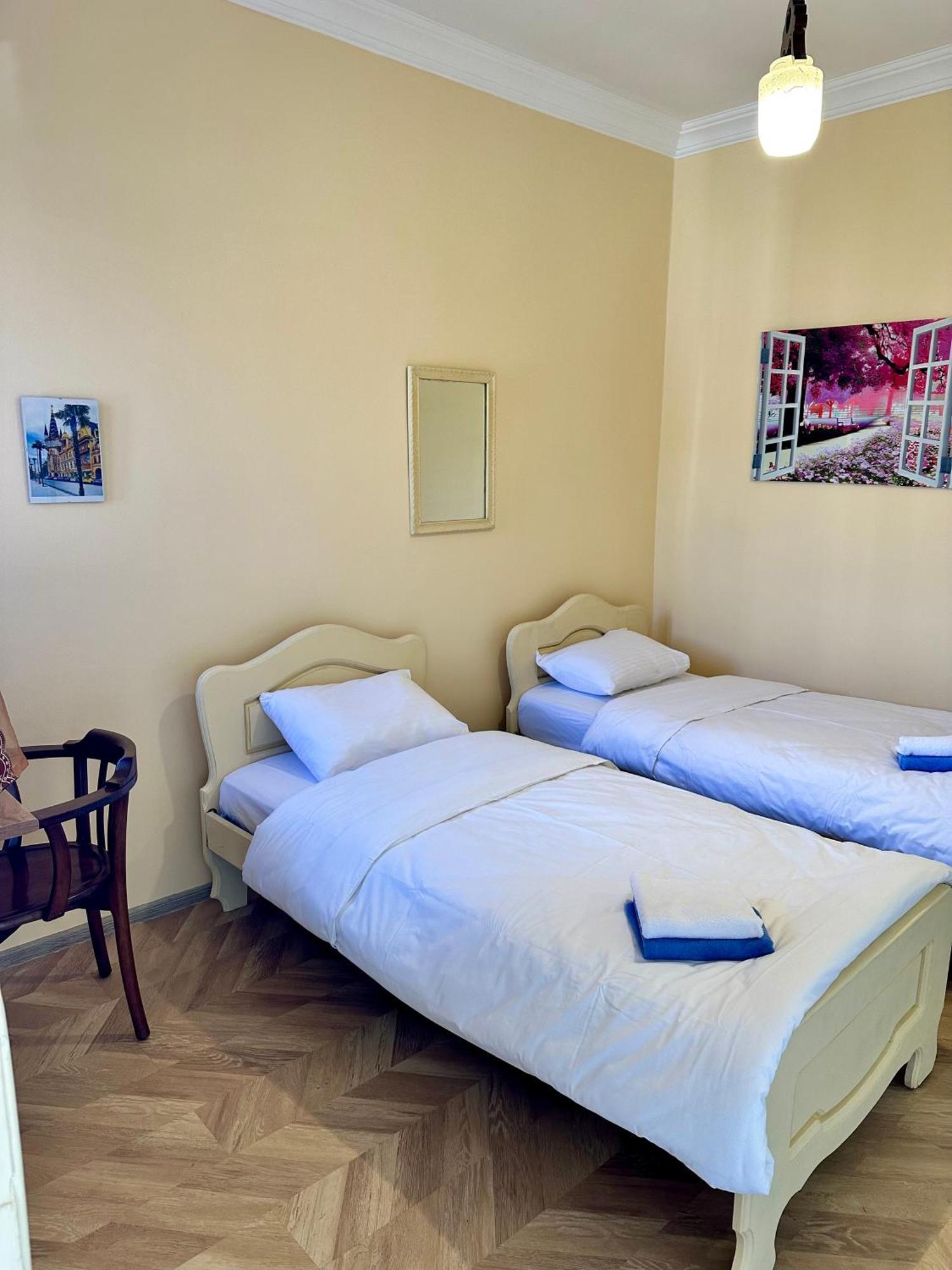 Old Clty Hotel باتومي المظهر الخارجي الصورة